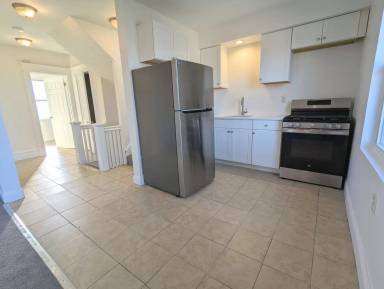 Main picture of 3705 Botsford St