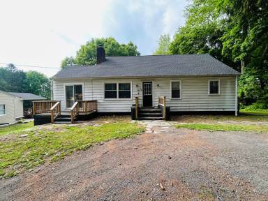 Main picture of 355 E Brown St