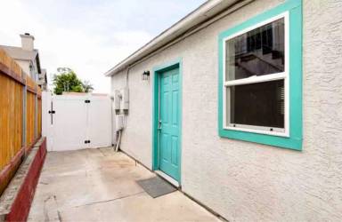 Main picture of 5077 Monroe Ave