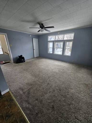 Main picture of 652 E 4th St