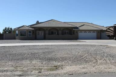 Main picture of 3020 Peggy Ave