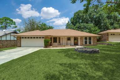 Main picture of 2126 Pecos Dr