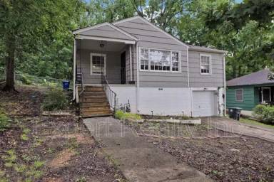 Main picture of 900 75th St S