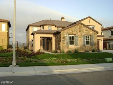 Main picture of 5013 Medalist Ct