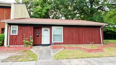Main picture of 1317 W Tanners Creek Dr