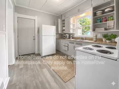 Main picture of 1014 Berdan Ave