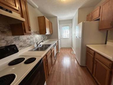 Main picture of 216 Amy Ave
