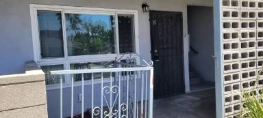 Main picture of 265 E Buckthorn St