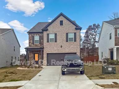 Main picture of 916 Bentley Dr