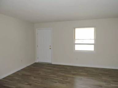 Main picture of 4911 Yacht Harbor Cir