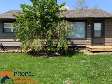 Main picture of 33275 Kathryn St