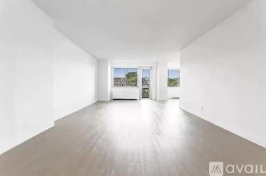 Main picture of 2602 Netherland Ave
