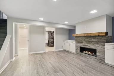 Main picture of 249 Burgess Ave