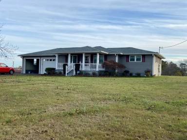 Main picture of 298 County Road 67