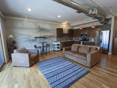 Main picture of 117 E Bijou St
