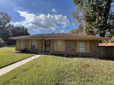 Main picture of 8823 Cefalu Dr