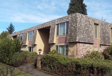 Main picture of 531 W 11th Ave