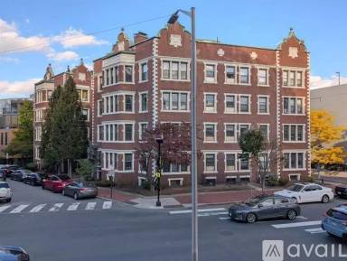 Main picture of 84 Prescott St