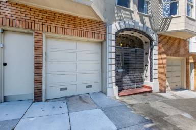 Main picture of 1450 Golden Gate Apartments