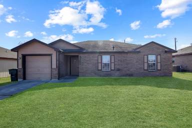 Main picture of 3706 Palmtree Ln