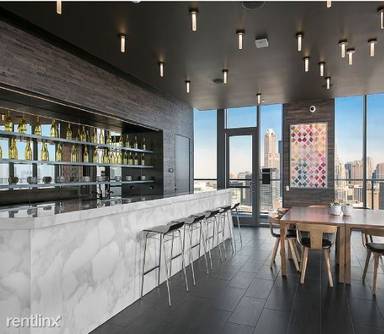 Main picture of 1001 South State