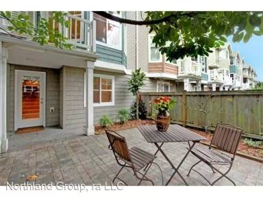 Main picture of 12522 26th Ave NE