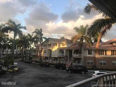 Main picture of 8936 W Flagler St