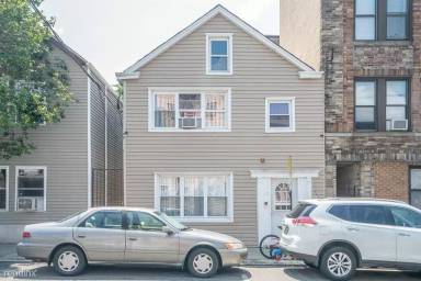Main picture of 117 70th St
