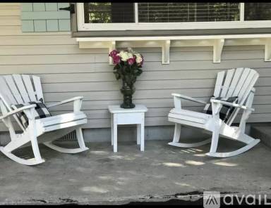 Main picture of 1206 N Vista Pl