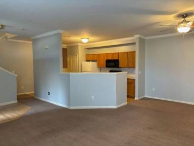 Main picture of 657 Abbington Ct