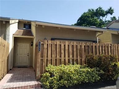 Main picture of 2286 SW 81st Ave