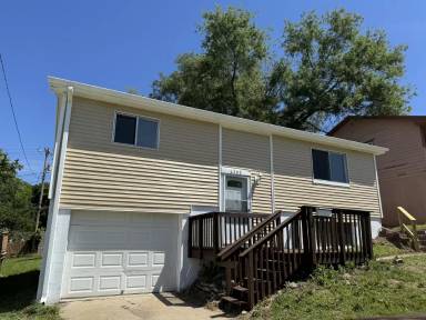 Main picture of 4360 Kansas Ave