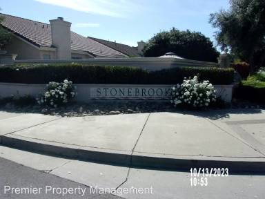 Main picture of 537 Brookside Dr