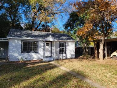 Main picture of 674 Loma St