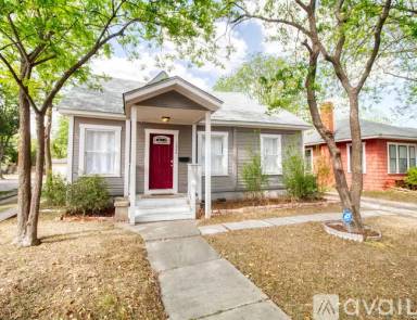 Main picture of 1629 W Woodlawn Ave