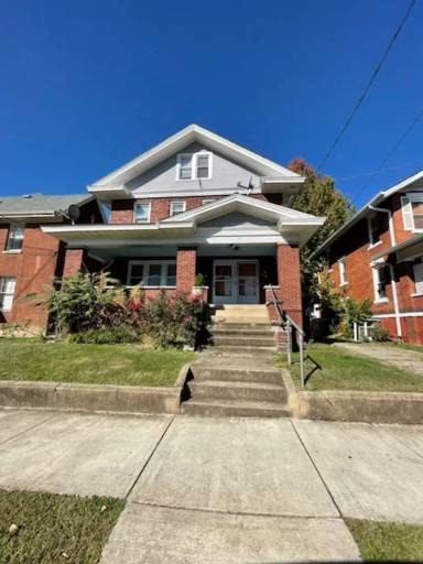 Main picture of 303 Park Ave