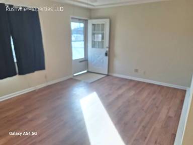 Main picture of 1102 N Benjamin St