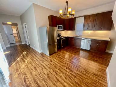 Main picture of 3925 N Albina Ave