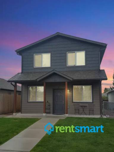 Main picture of 2207 Strand Ave