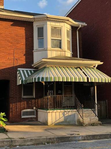 Main picture of 712 York St