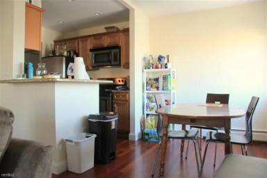 Main picture of 50 Craigie St