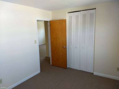 Main picture of 262 School St