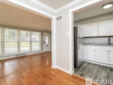 Main picture of 3406 Whitcomb Ave
