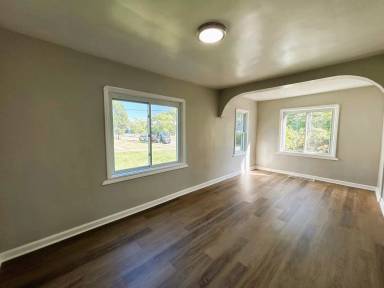 Main picture of 16605 Chateau Ave