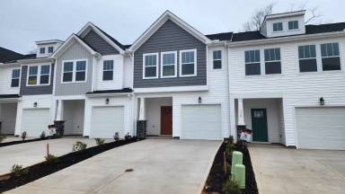 Main picture of 132 Marston Ln