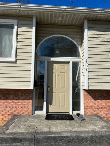 Main picture of 2508 Saint John Pl