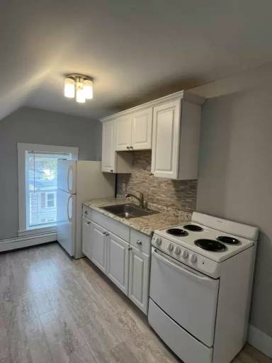 Main picture of 7 Home St