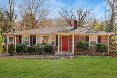 Main picture of 116 Creek Shore Dr