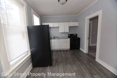 Main picture of 1327 N Gaines St