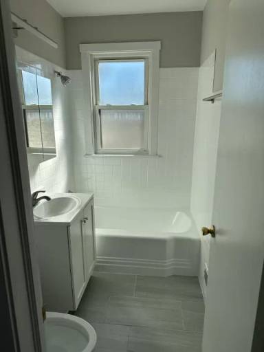 Main picture of 7200 W Coyle Ave